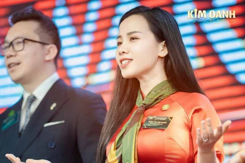 Mức lương MC sự kiện