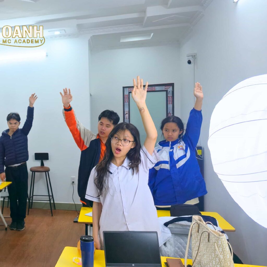 lớp học phát triển kĩ năng cho trẻ