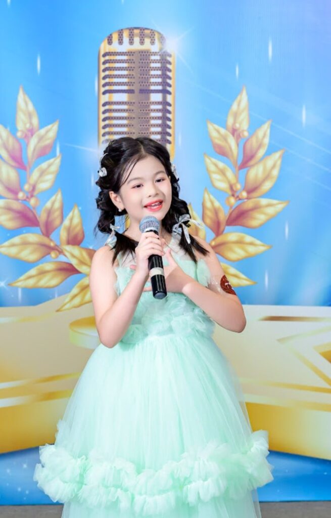 lớp thanh nhạc cho bé