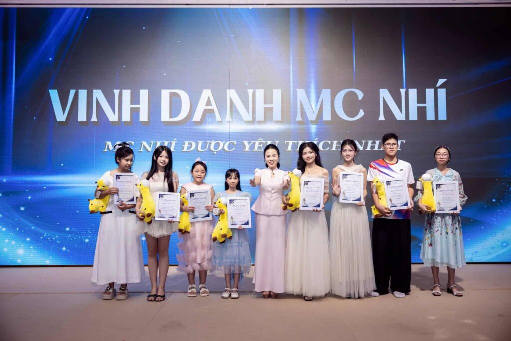 gala tổng kết hè 2026